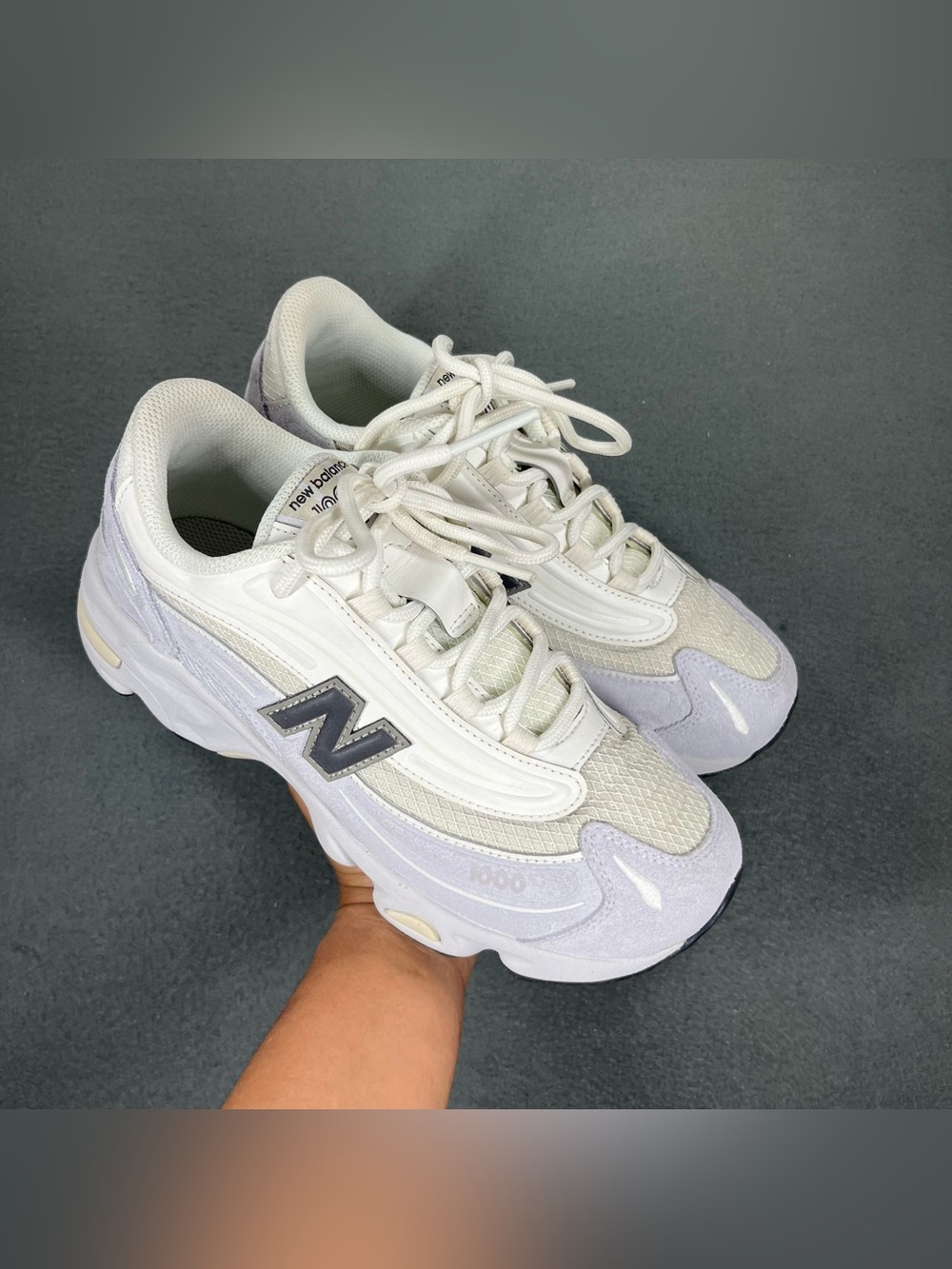 New Balance 1000 Mens Pearl Grey Black men’s size 6, women’s size 7.5